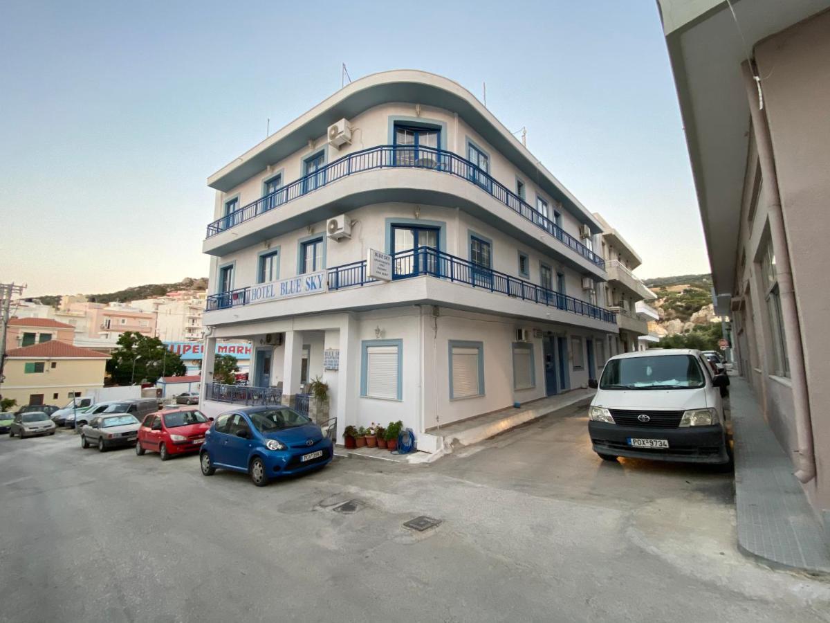 Blue Sky Apartments การ์ปาตอส ภายนอก รูปภาพ