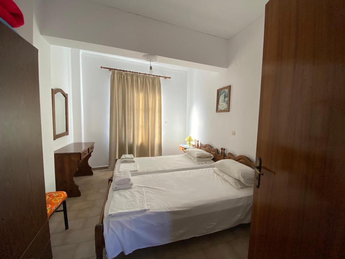 Blue Sky Apartments การ์ปาตอส ภายนอก รูปภาพ